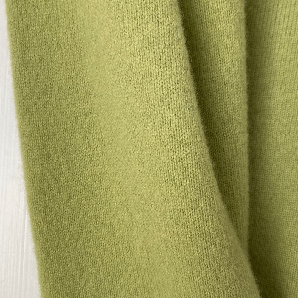 Light Green Women's Cardigan Sweater - Picture 4 of 5
